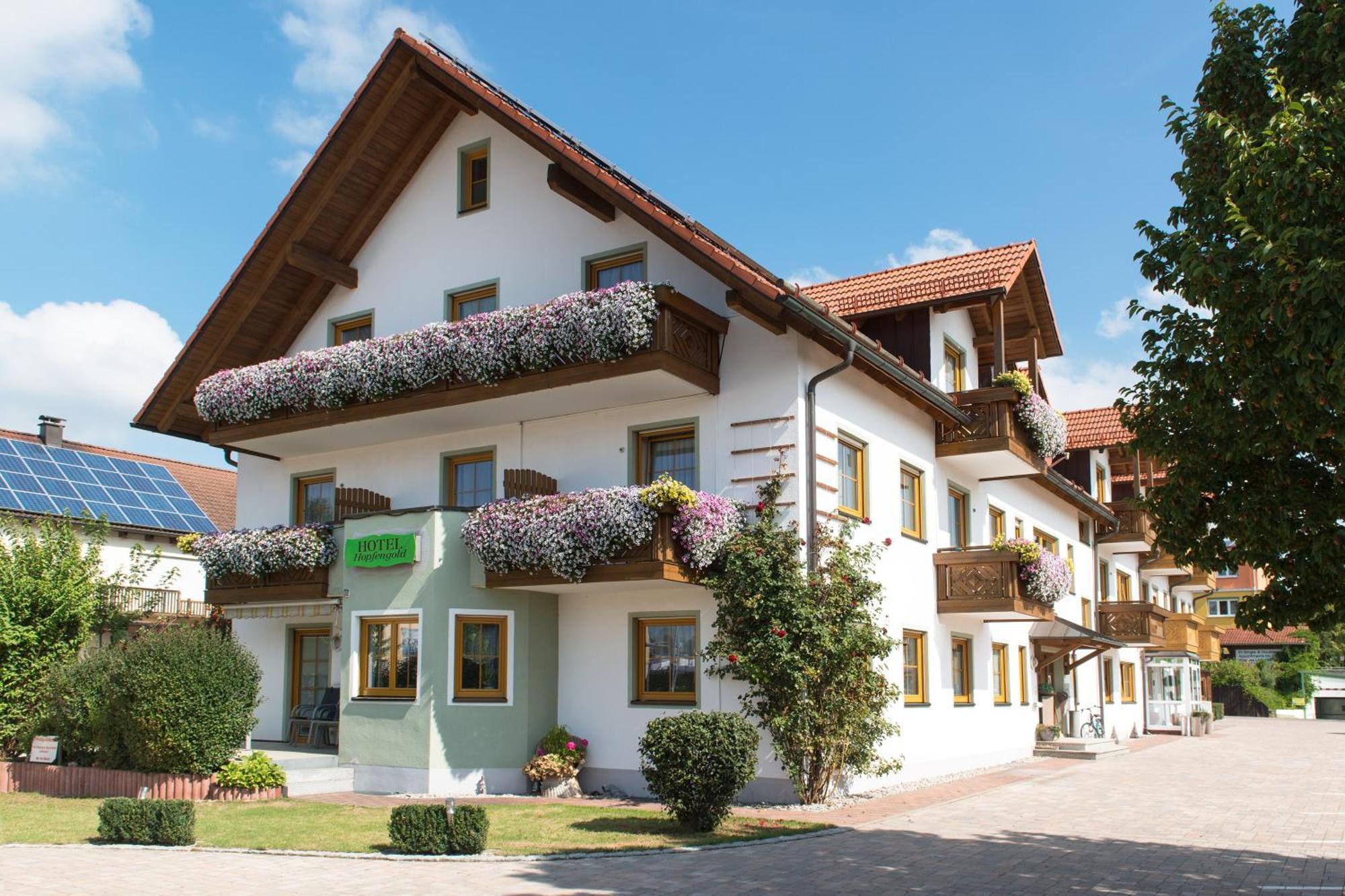 Hotel Garni Hopfengold Wolnzach Luaran gambar