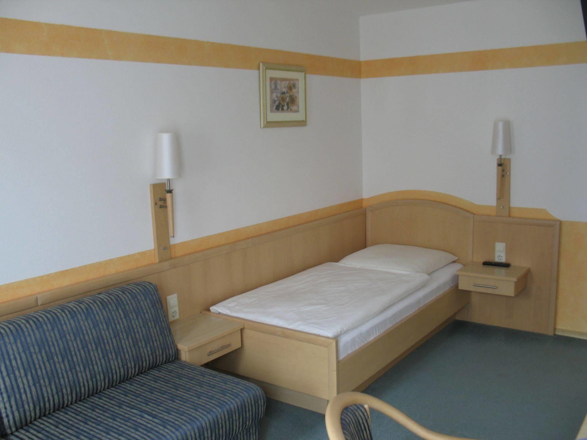 Hotel Garni Hopfengold Wolnzach Luaran gambar