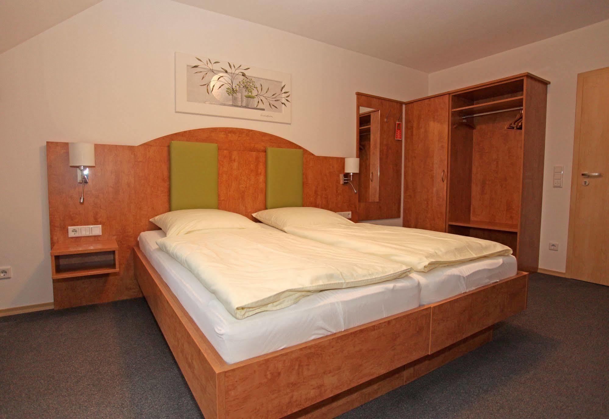 Hotel Garni Hopfengold Wolnzach Luaran gambar
