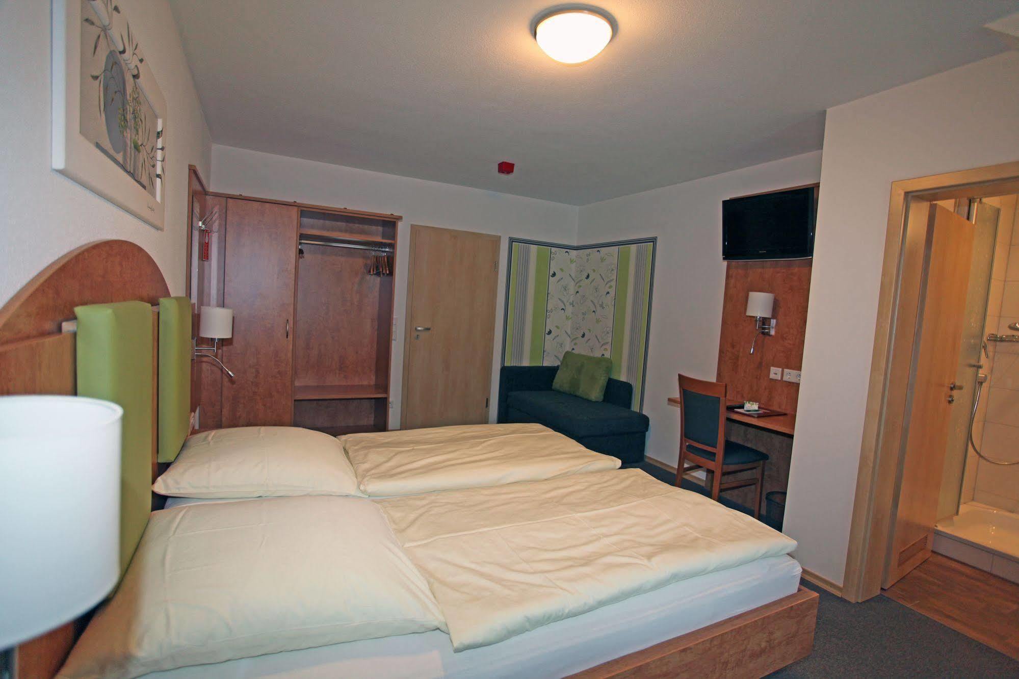 Hotel Garni Hopfengold Wolnzach Luaran gambar
