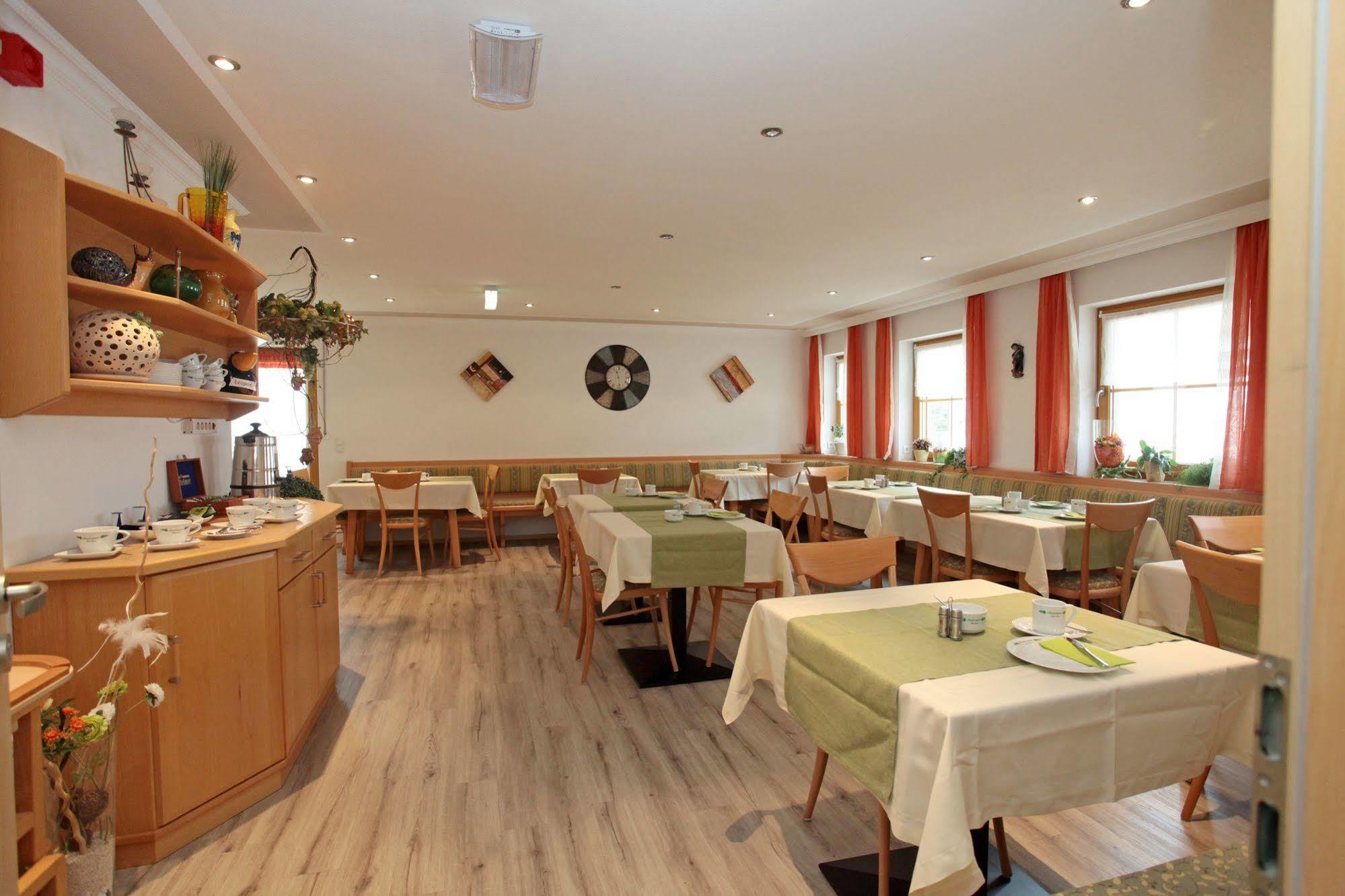Hotel Garni Hopfengold Wolnzach Luaran gambar